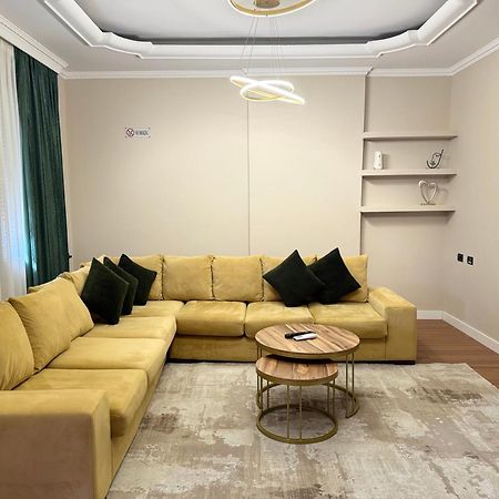 Golden Dublex Tirana Apartment Luaran gambar