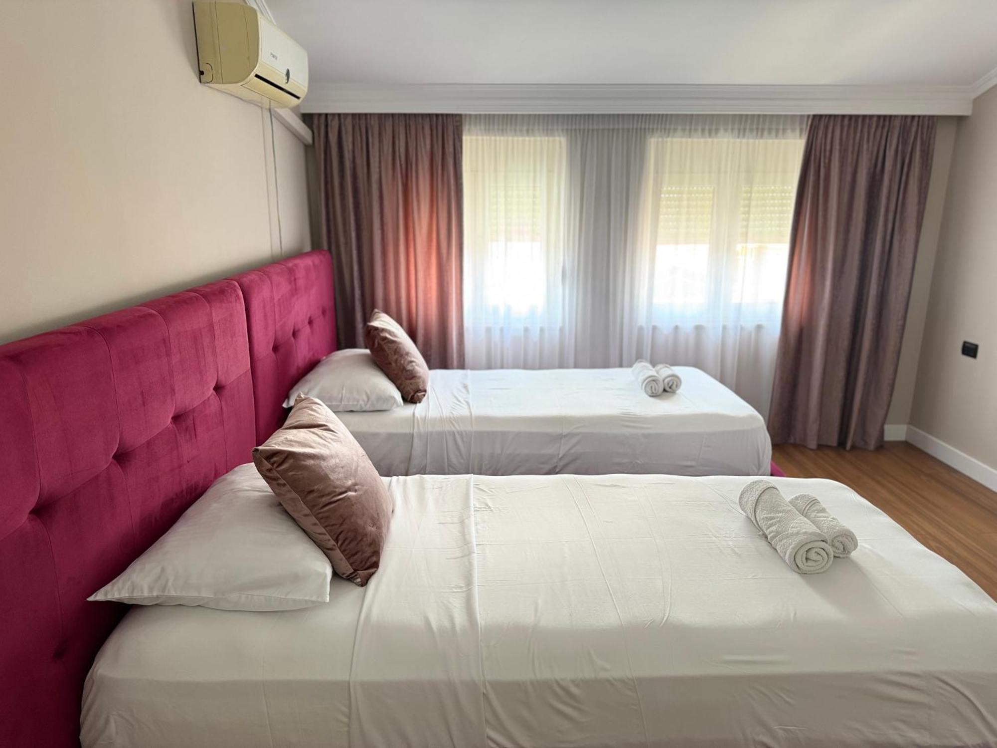 Golden Dublex Tirana Apartment Luaran gambar