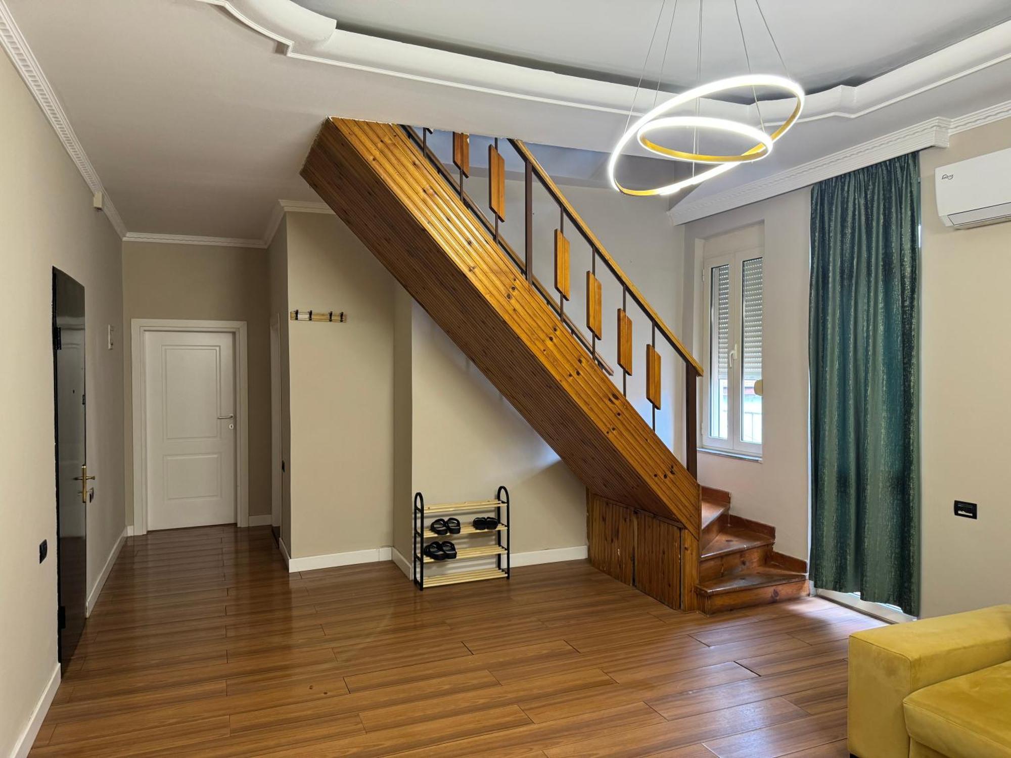 Golden Dublex Tirana Apartment Luaran gambar