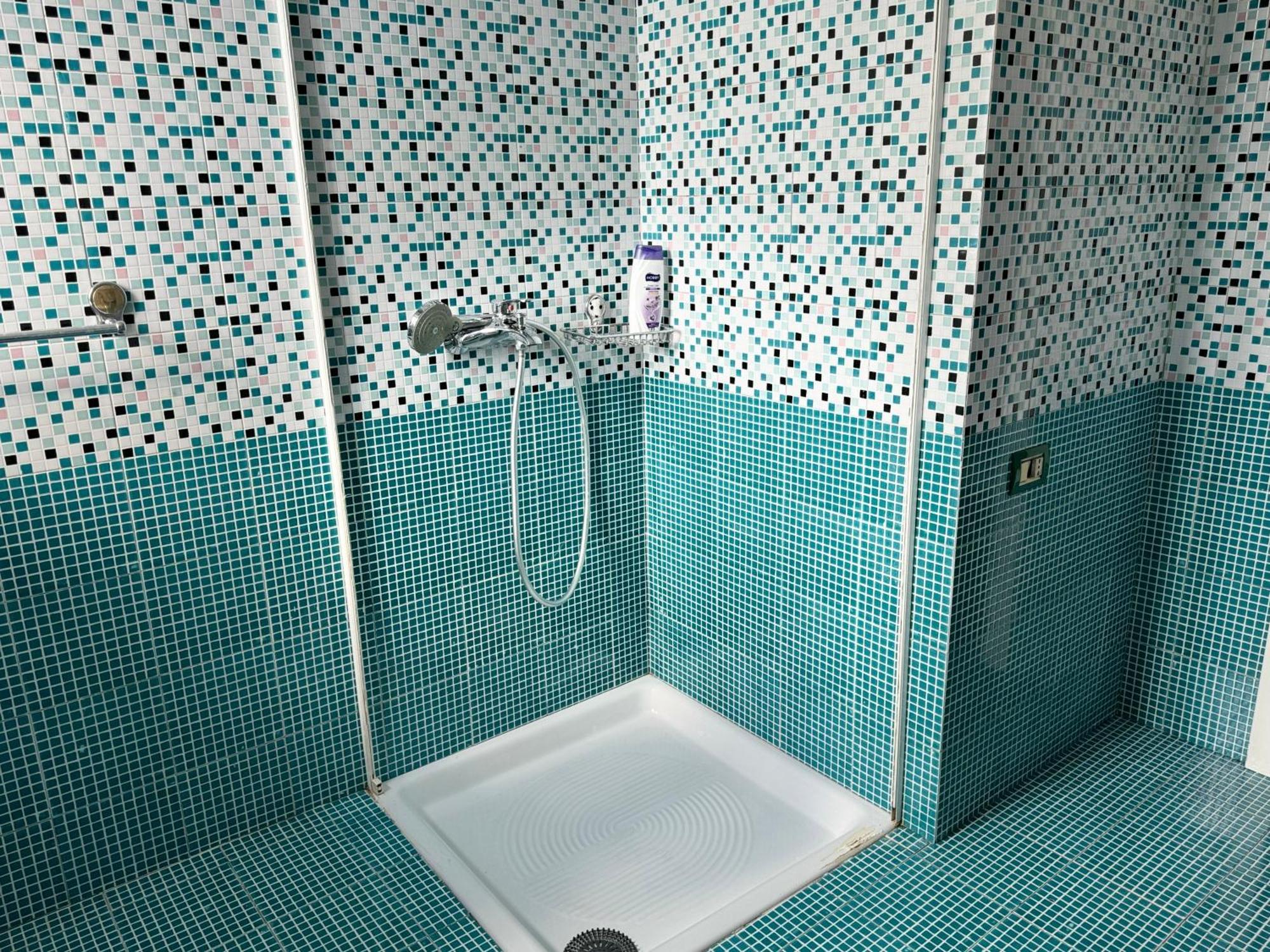 Golden Dublex Tirana Apartment Luaran gambar